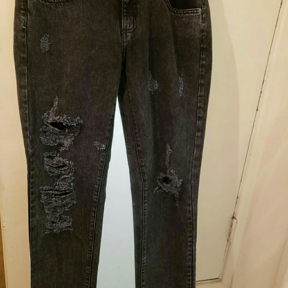 Carmar Black Distressed Denim jeans
